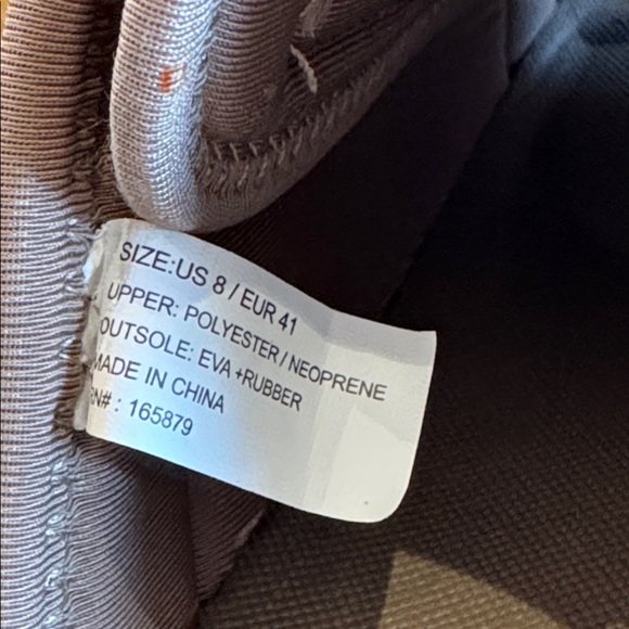 Sandals_&_Flip_Flops